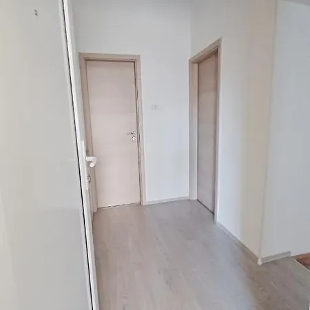 Apartman Dora *