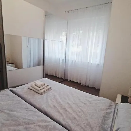 Appartamento Apartman Dora Pola