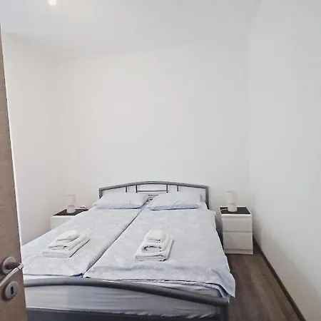 Apartment Apartman Dora Pula
